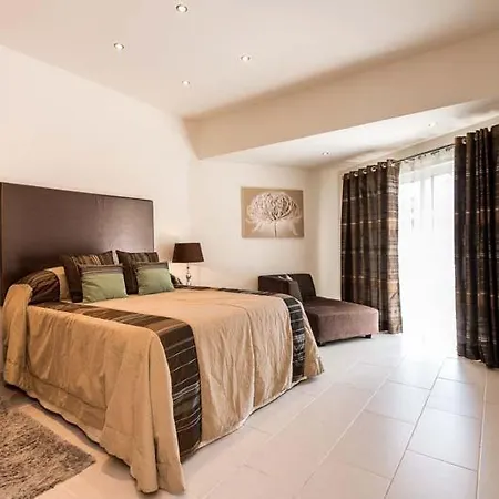 Vale Do Garrao Sleeps 8 With Pool Air Con And Wifi * كينتا دو لاغو
