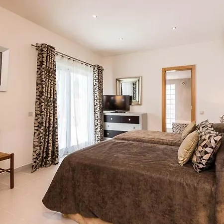 Vale Do Garrao Sleeps 8 With Pool Air Con&wifi Villa *